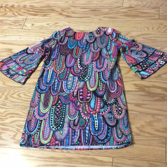 S Multi-colored whimsical dress with 3 tiered bell sleeves - Picture 4 of 14
